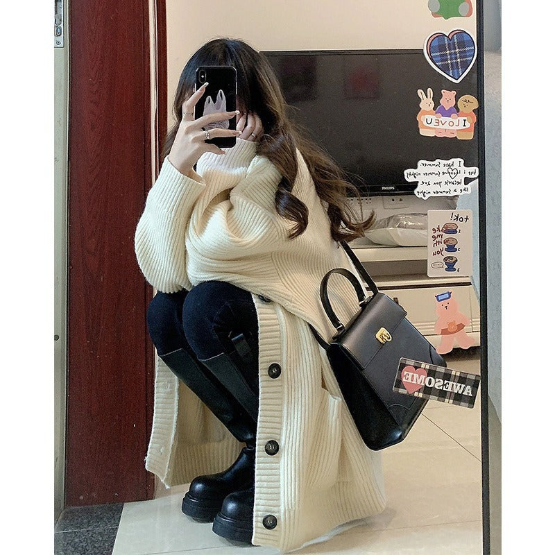 Women's Relaxed V-Neck Button Cardigan