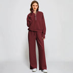 Women's Casual Two-Piece Tracksuit with Chain Detail