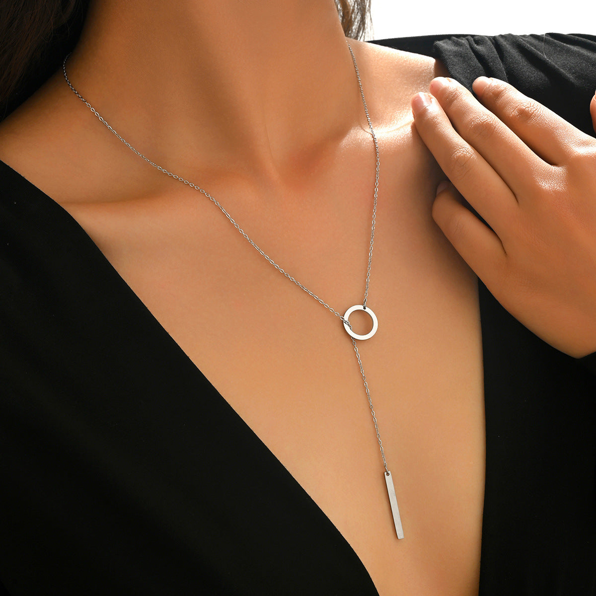 Minimalist Circle Pendant Necklace