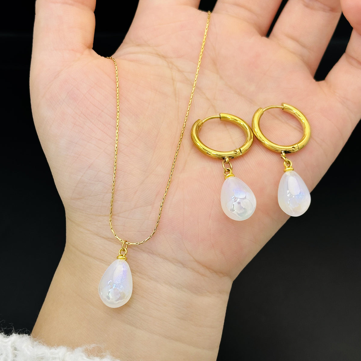 Women's Water Drop Titanium Steel Necklace