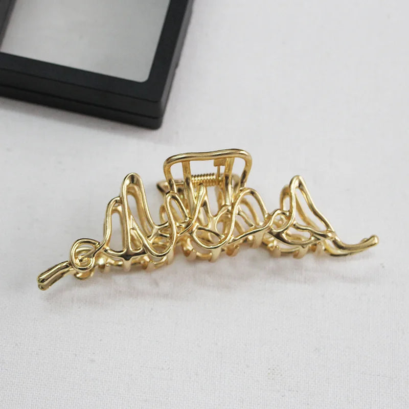 Gold S-Shaped Metal Hair Claw Clip for Women – Elegant Korean Duckbill Ponytail Clip