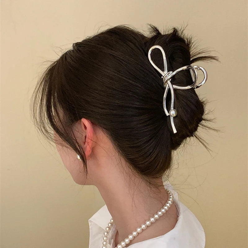 Gold S-Shaped Metal Hair Claw Clip for Women – Elegant Korean Duckbill Ponytail Clip