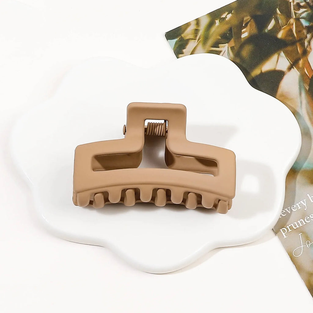 Frosted Geometry Hair Claw Clip – Women's Mini Barrette Hair Accessories