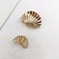 Metal Shell Shape Hair Claw Clips for Women – Irregular Texture Ponytail Hairpin (1/2 PCS)