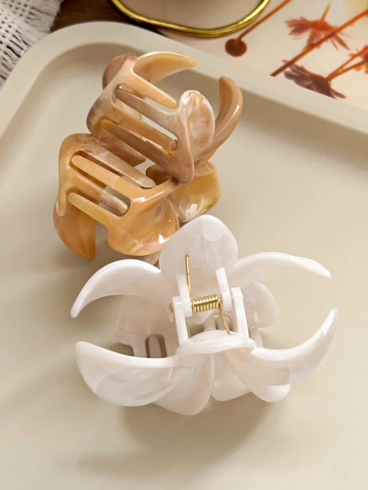 Hawaiian Marble Flower Hair Claw Clips (2 pcs) | Beach Holiday Hair Accessories