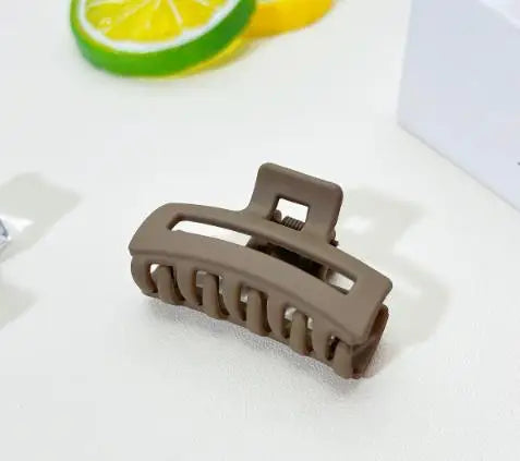 Frosted Geometry Hair Claw Clip – Women's Mini Barrette Hair Accessories