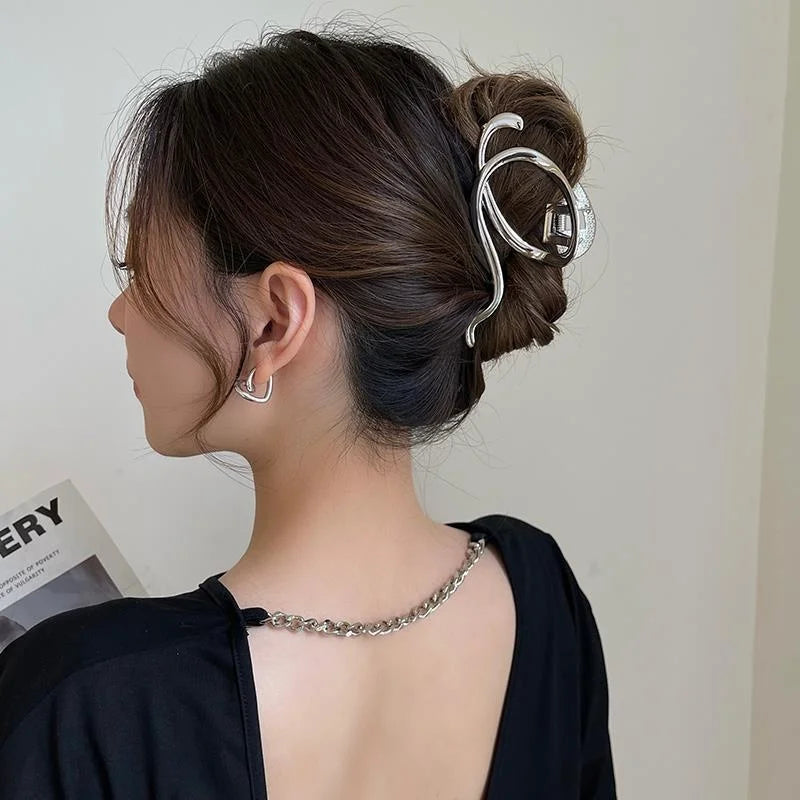 Gold S-Shaped Metal Hair Claw Clip for Women – Elegant Korean Duckbill Ponytail Clip
