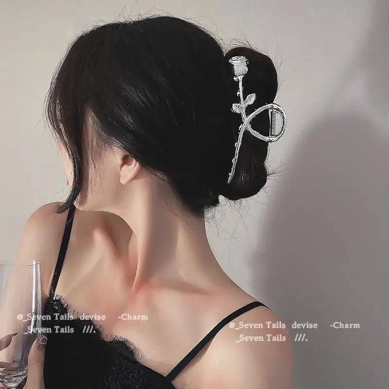 Gold S-Shaped Metal Hair Claw Clip for Women – Elegant Korean Duckbill Ponytail Clip