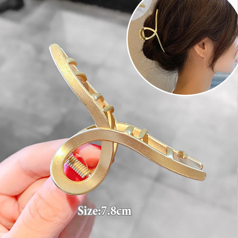 Gold S-Shaped Metal Hair Claw Clip for Women – Elegant Korean Duckbill Ponytail Clip