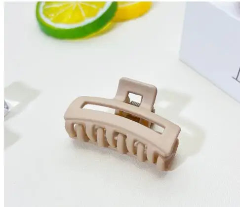 Frosted Geometry Hair Claw Clip – Women's Mini Barrette Hair Accessories