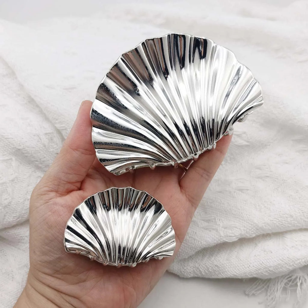 Metal Shell Shape Hair Claw Clips for Women – Irregular Texture Ponytail Hairpin (1/2 PCS)