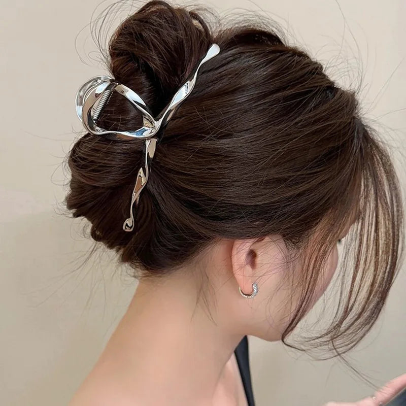 Gold S-Shaped Metal Hair Claw Clip for Women – Elegant Korean Duckbill Ponytail Clip