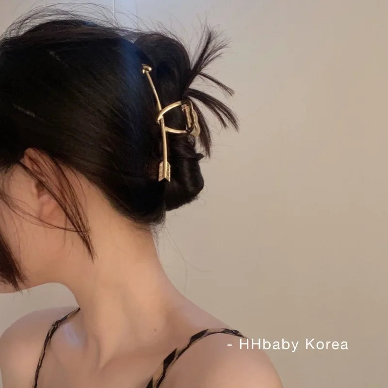Gold S-Shaped Metal Hair Claw Clip for Women – Elegant Korean Duckbill Ponytail Clip