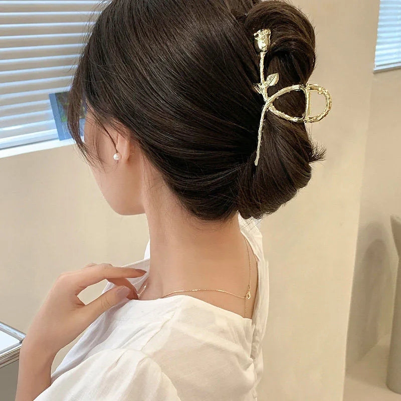 Gold S-Shaped Metal Hair Claw Clip for Women – Elegant Korean Duckbill Ponytail Clip
