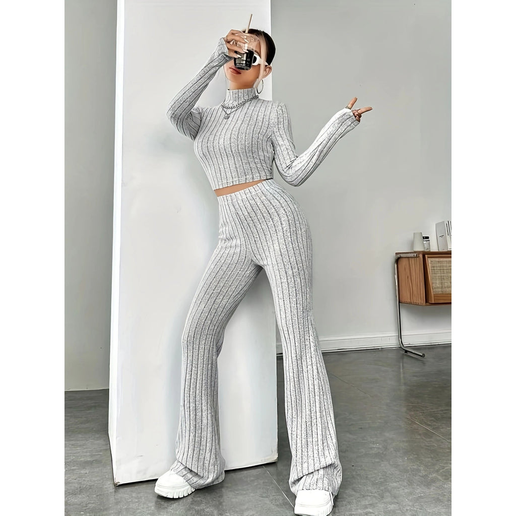 Women's Relaxed Knit Sweatshirt & Pants Set