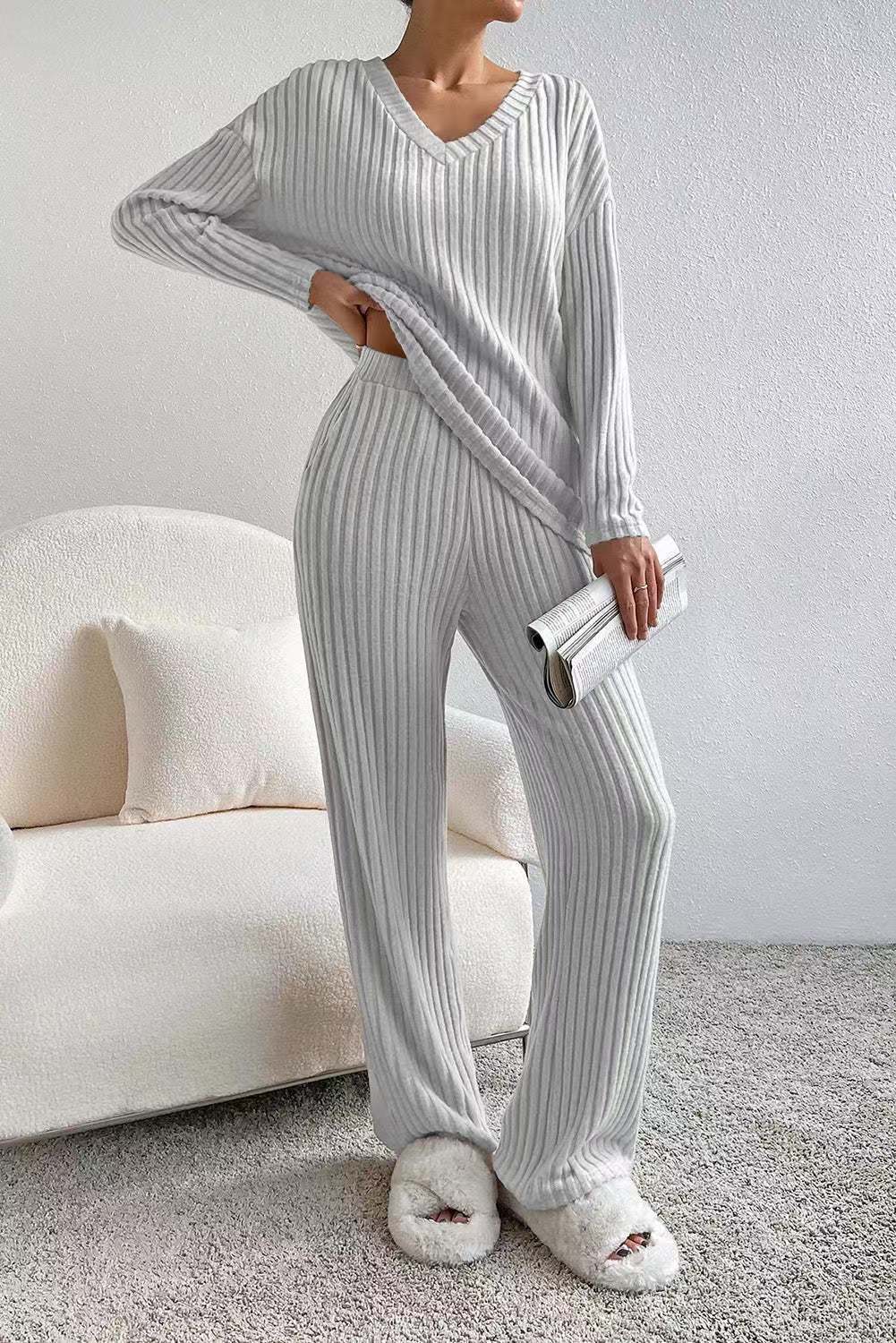 Women's Knit Two-Piece Set – V-Neck Sweater Top & Straight-Leg Pants | Korean Style