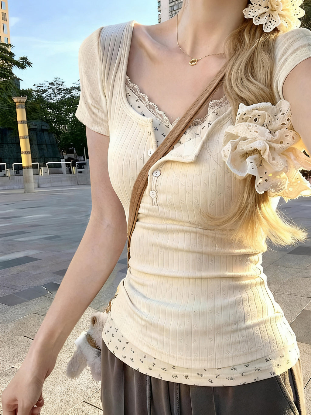 Lace Trim Floral Print Slim Fit Top | Elegant V-Neck Women's Shirt